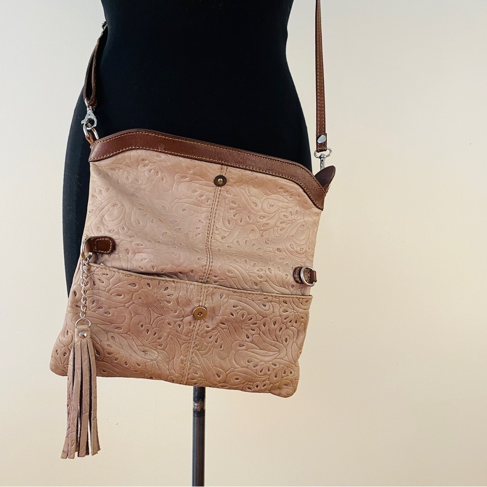 LEATHER Crossbody bag adjustable multi use zippered pockets adjustable strap - Picture 4 of 16